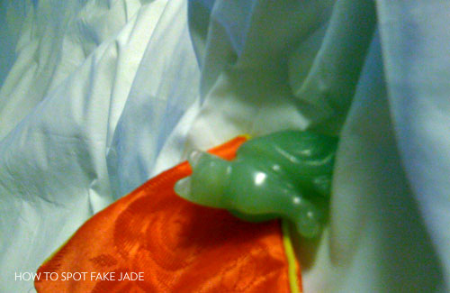 How to spot fake jade a jade cat